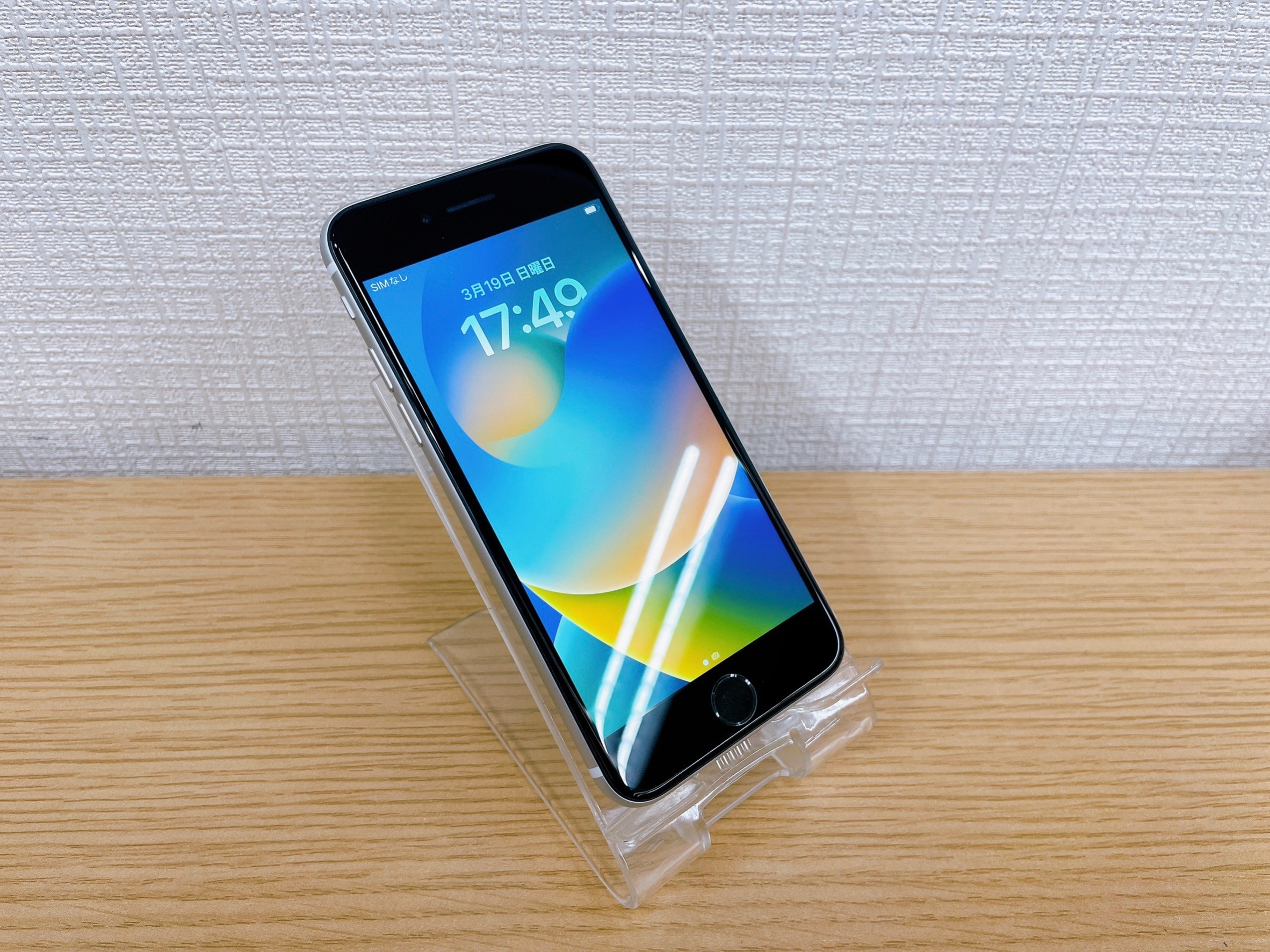 【極美品】iPhoneSE2 128GB ホワイト【SIMフリー】新品バッテリー