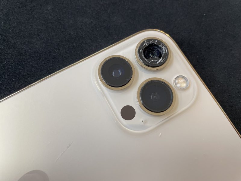 iPhone12Proカメラガラスフィルムの割れ修理📸