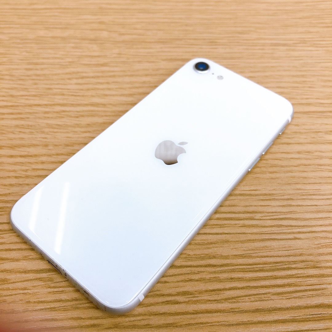 iPhoneSE第2世代を初期化サポート付きで買取！iPhone4sも引き取り対応📱